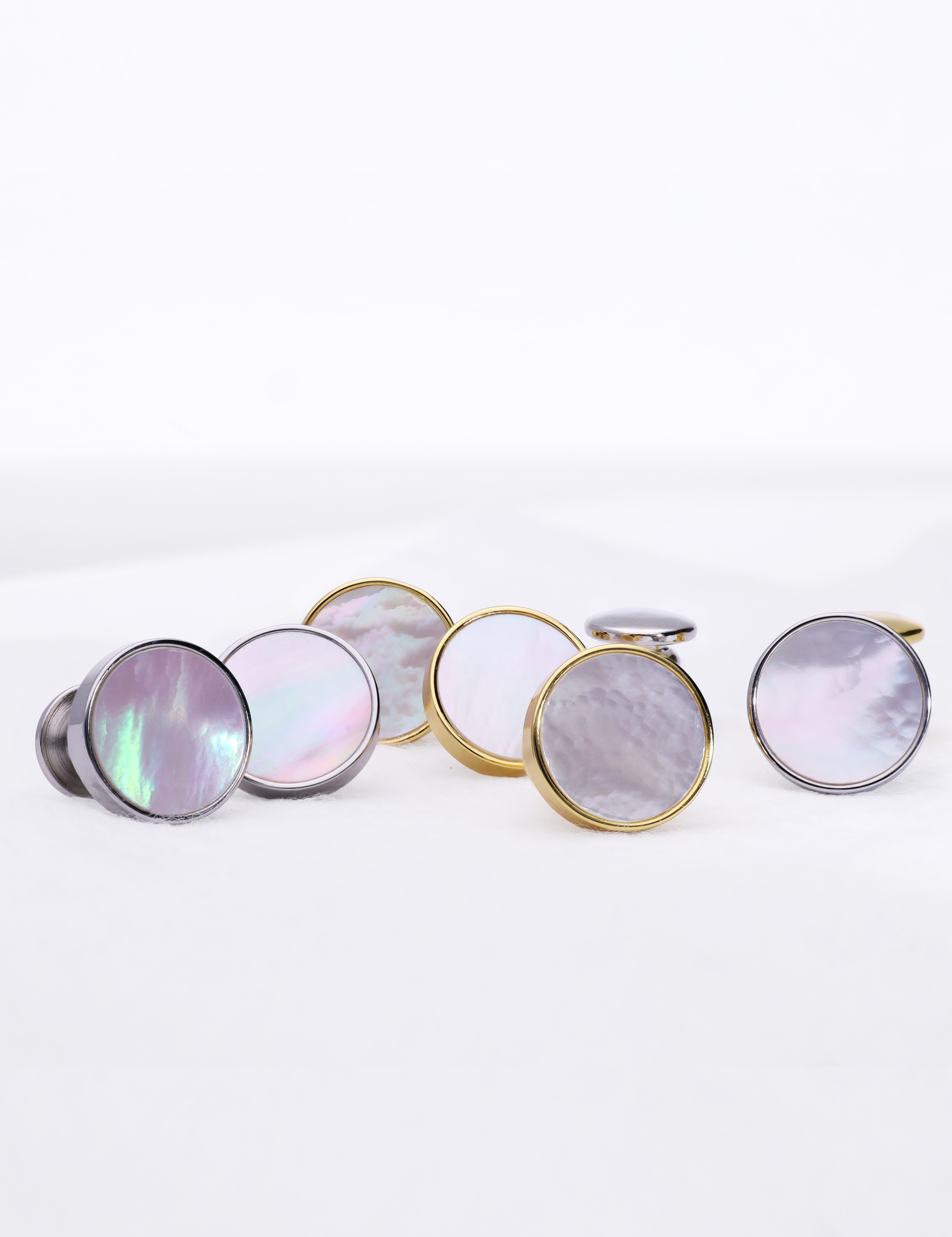 Ilwol Obongdo Pin - Mother of Pearl